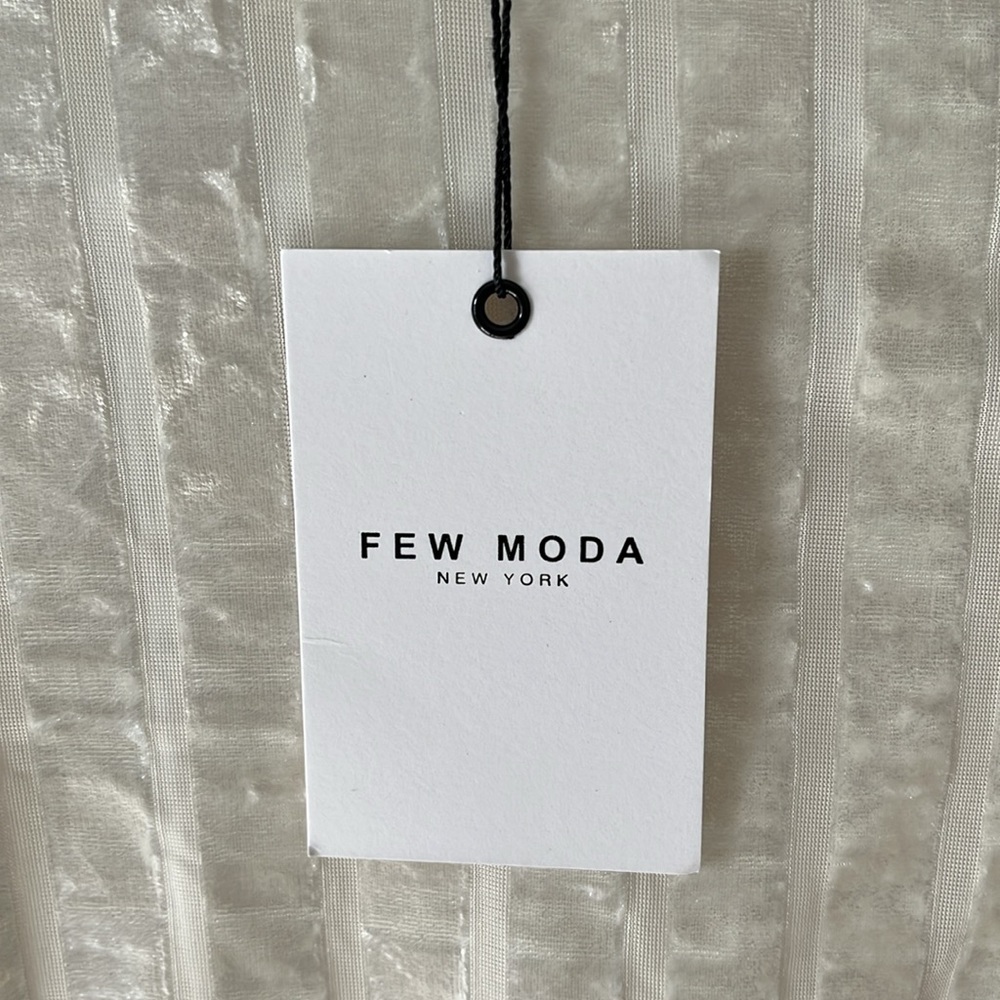 Few Moda Dress - Picture 4 of 4